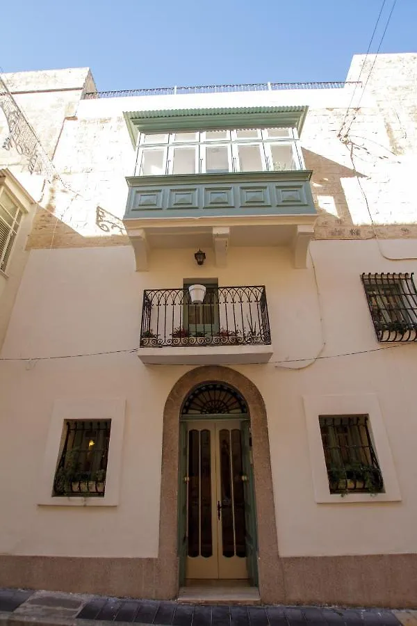 Vila Town House Steeped In History Rabat